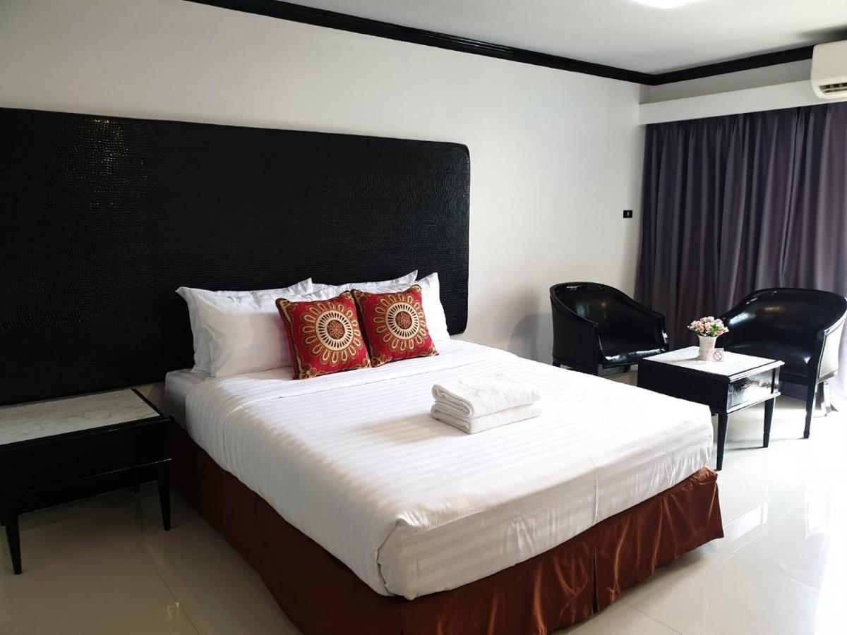 Town In Town Gardent Resort Bangkok Exteriör bild