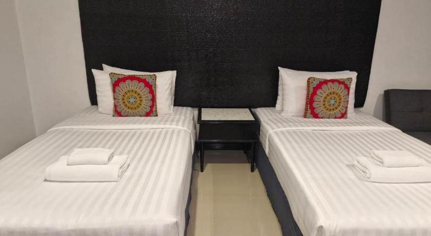 Town In Town Gardent Resort Bangkok Exteriör bild